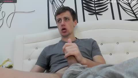 Snapshot of brell_line chatting on 02.09.25 Brelland online show from 02.09.25