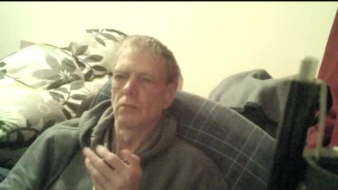 Snapshot of bremer64 chatting on 04.05.26 bremer64 online show from 04.05.26