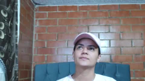 Snapshot of brenda69699 chatting on 01.21.25 brenda69699 online show from 01.21.25