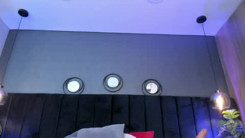   online show from 04.11.26