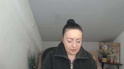 Brenda Skye online show from 12.02.25