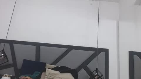 BRENDA VELASQUEZ online show from 04.05.26