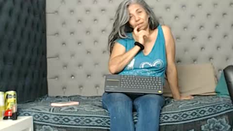 Snapshot of brenda_velasquez chatting on 05.24.26 BRENDA VELASQUEZ online show from 05.24.26