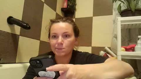Brenda online show from 05.04.26