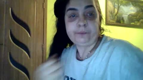 Snapshot of brendamorgen chatting on 02.05.26 Brenda online show from 02.05.26