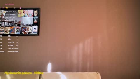 Mia   online show from 11.04.25