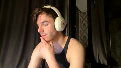 Snapshot of brendon000hardt chatting on 02.02.26 brendon000hardt online show from 02.02.26