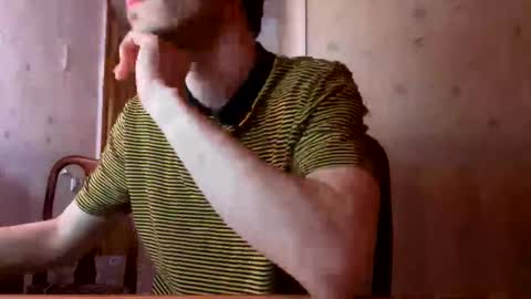 Snapshot of brendon000hardt chatting on 03.28.26 brendon000hardt online show from 03.28.26