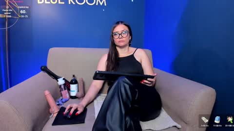 Snapshot of brennastone chatting on 01.22.25      online show from 01.22.25