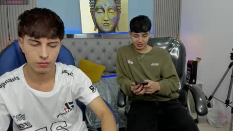 Snapshot of brent18_ chatting on 12.02.25 Esteban online show from 12.02.25