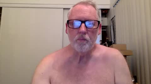 Snapshot of breweriana246543 chatting on 07.01.26 breweriana246543 online show from 07.01.26