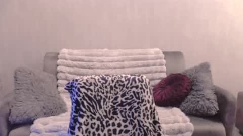 Snapshot of bri_fox chatting on 09.23.25 bri_fox online show from 09.23.25