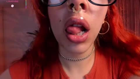 Snapshot of bri_von_dhara_ chatting on 09.21.25 Bri online show from 09.21.25