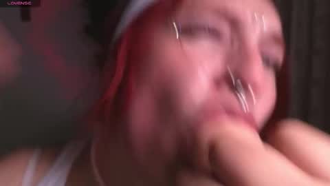 Snapshot of bri_von_dhara_ chatting on 12.01.25 Bri online show from 12.01.25