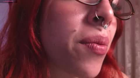 Snapshot of bri_von_dhara_ chatting on 01.11.26 Bri online show from 01.11.26