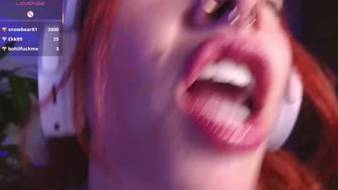 Snapshot of bri_von_dhara_ chatting on 02.22.26 Bri online show from 02.22.26