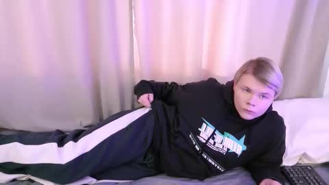 brian_mils online show from 02.12.26