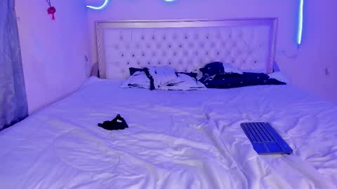 briana_hot03 online show from 11.10.25