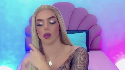 Snapshot of briana_sex32 chatting on 12.11.24 BRIANA online show from 12.11.24