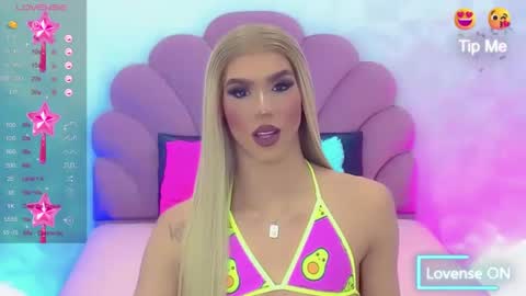 Snapshot of briana_sex32 chatting on 12.21.24 BRIANA online show from 12.21.24