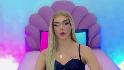 Snapshot of briana_sex32 chatting on 01.05.25 BRIANA online show from 01.05.25