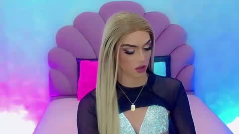 Snapshot of briana_sex32 chatting on 01.05.25 BRIANA online show from 01.05.25