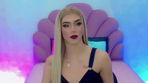 Snapshot of briana_sex32 chatting on 01.07.25 BRIANA online show from 01.07.25