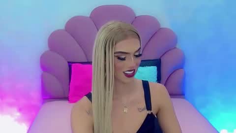 Snapshot of briana_sex32 chatting on 01.07.25 BRIANA online show from 01.07.25