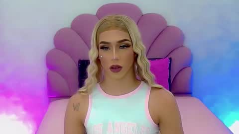 Snapshot of briana_sex32 chatting on 01.14.25 BRIANA online show from 01.14.25