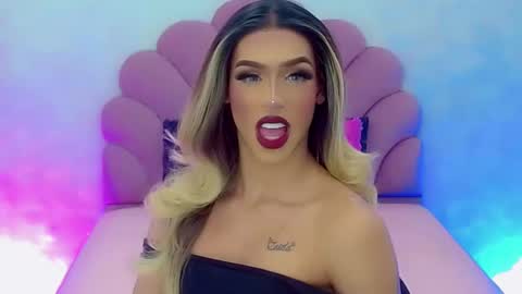 Snapshot of briana_sex32 chatting on 01.15.25 BRIANA online show from 01.15.25