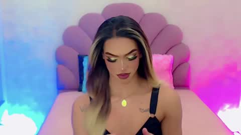 Snapshot of briana_sex32 chatting on 01.29.25 BRIANA online show from 01.29.25