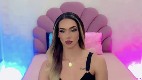 Snapshot of briana_sex32 chatting on 01.29.25 BRIANA online show from 01.29.25