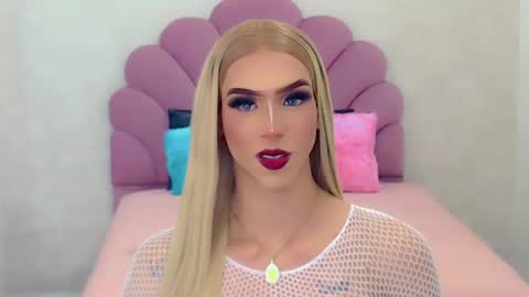 Snapshot of briana_sex32 chatting on 02.06.25 BRIANA online show from 02.06.25