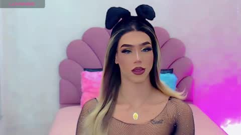 Snapshot of briana_sex32 chatting on 02.11.25 BRIANA online show from 02.11.25