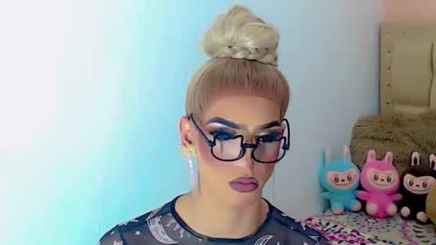 Snapshot of briana_sex32 chatting on 11.24.25 BRIANA online show from 11.24.25