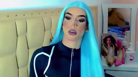 BRIANA online show from 12.21.25