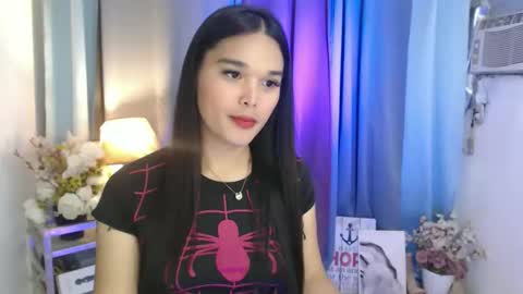 Snapshot of briana_sinclaire chatting on 04.16.26 Claire online show from 04.16.26