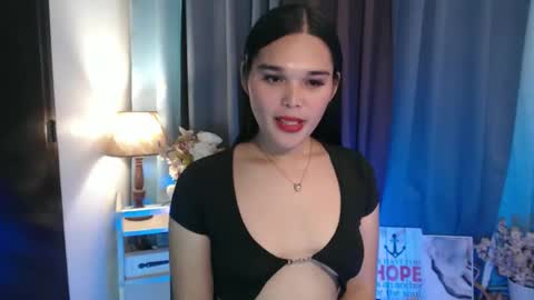 Snapshot of briana_sinclaire chatting on 04.27.26 Claire online show from 04.27.26