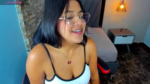 BRIANA online show from 11.06.25