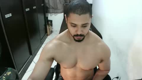 Snapshot of brianaries chatting on 10.15.25 brianaries online show from 10.15.25