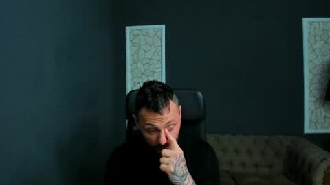 Snapshot of brianhunts chatting on 04.16.26 Brian online show from 04.16.26