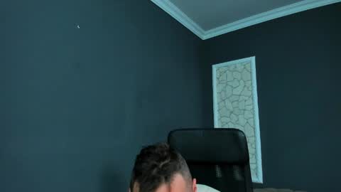 Snapshot of brianhunts chatting on 04.28.26 Brian online show from 04.28.26