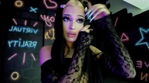 Brianna online show from 12.19.24