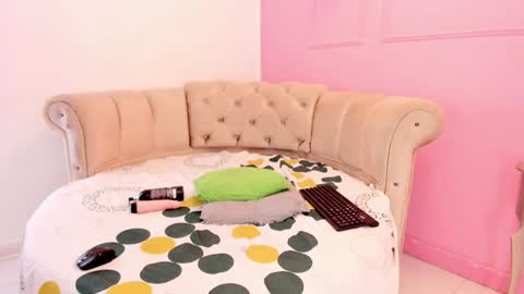 Brianna  online show from 12.17.24