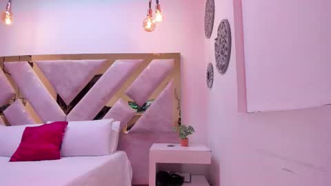 Brianna  online show from 11.22.25