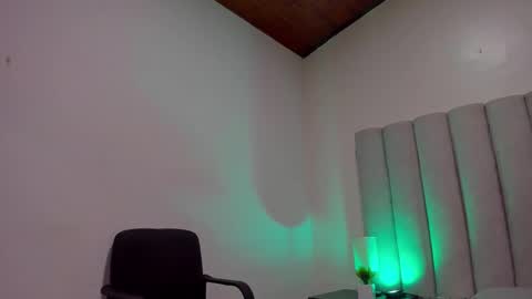 Snapshot of briannajackson_ chatting on 02.25.25 brianna online show from 02.25.25