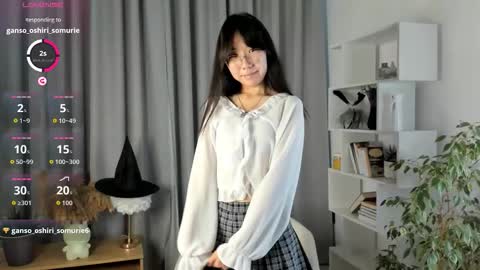 Snapshot of bridgetbottrell chatting on 10.15.25 Hanna online show from 10.15.25