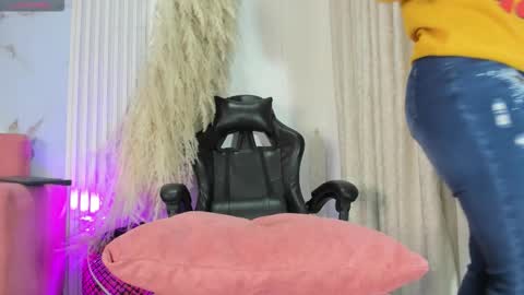    online show from 09.21.25