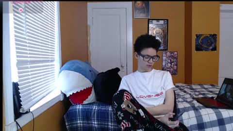 Strawberry online show from 01.12.25