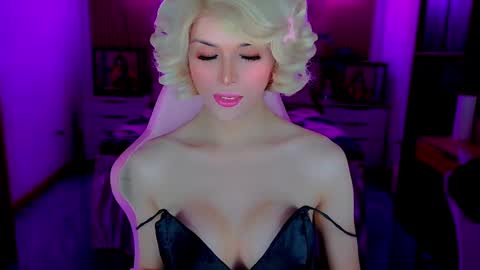 Snapshot of brionatop chatting on 10.29.25 brionatop online show from 10.29.25